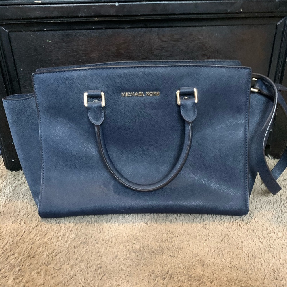 Ladies Michael Kors Large Navy Satchel